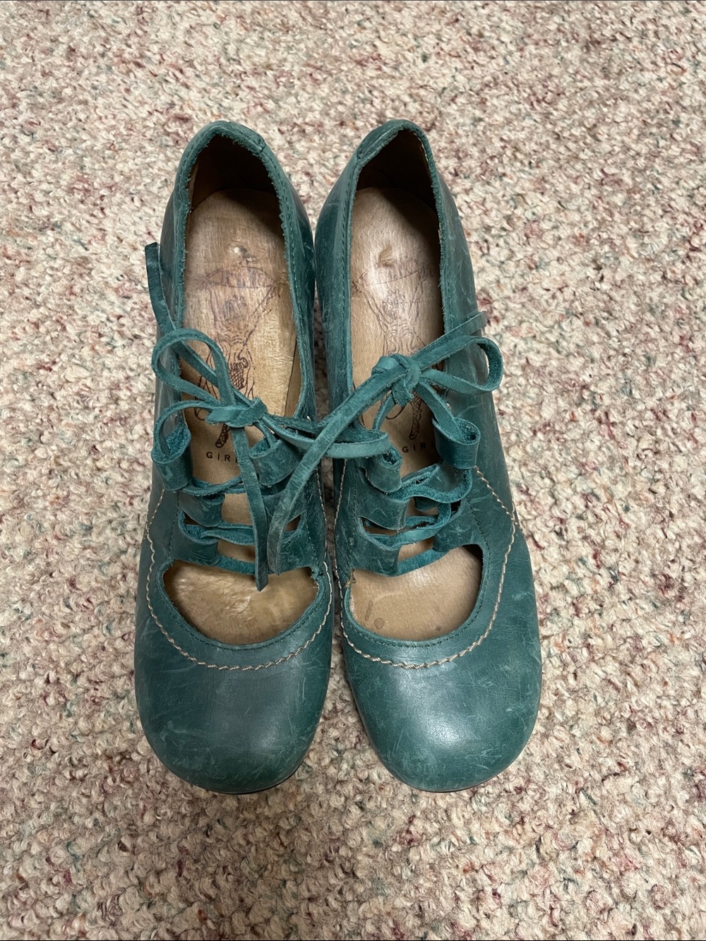 Fly London leather Women's green Lace-Up Vintage-Inspired Heels - Picture 2 of 9